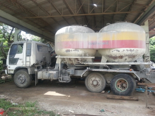 รถบรรทุก 10ล้อ Hino 725