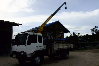 ขายหกล้อ ไอหลง ติดเครน 3 ตัน 3 ชัก เครนเก่าญี่ปุ่น ปรัดสภาบเรียบร้อย 6D14 175 hp  รถมือเดียวออกห้าง