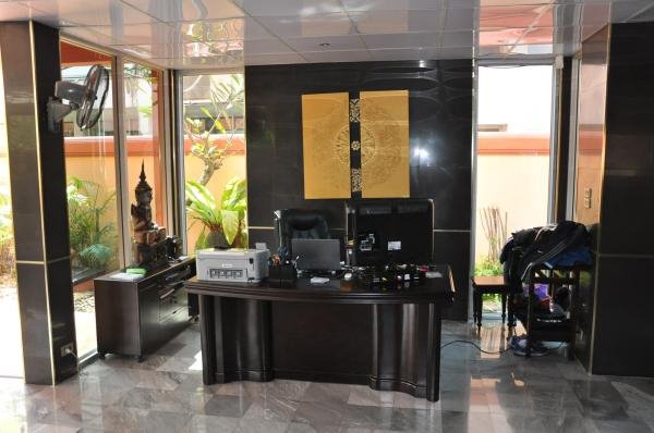 บ้าน 2 ชั้น หลังบ้านติดทะเล นาจอมเทียน พัทยา