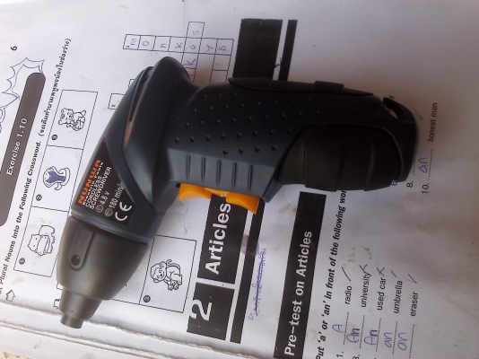 ไขควงไรสาย NUNWA 4.8 V.ชาร์จไฟได้ มีห้วไขควงต่างๆให้ครบ