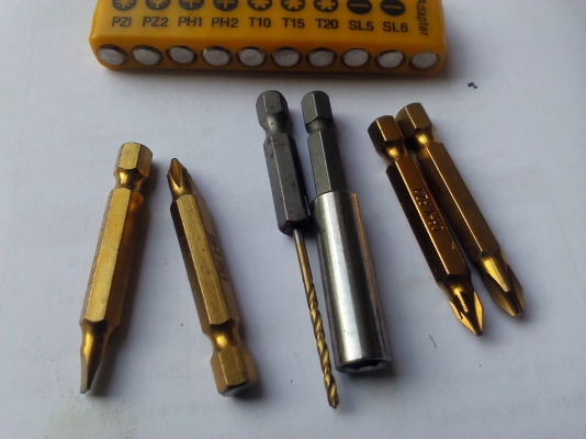 ไขควงไรสาย NUNWA 4.8 V.ชาร์จไฟได้ มีห้วไขควงต่างๆให้ครบ