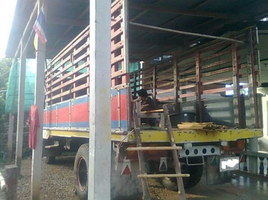 ขายหกล้อหน้ายาว เครื่อง165ม้า สโลว์อินเตอร์ เบรคทิฟฟี่ ช่วงล่างโบ้200