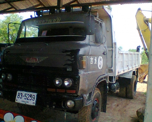 ขายหกล้อดั้ม KM310ซื้อใช้ทำขายมีกำไร