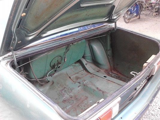 ขายรถเก๋งโบราณ Izusu Gemini 2523