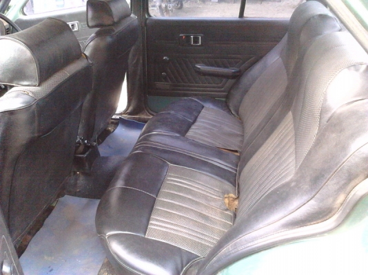 ขายรถเก๋งโบราณ Izusu Gemini 2523