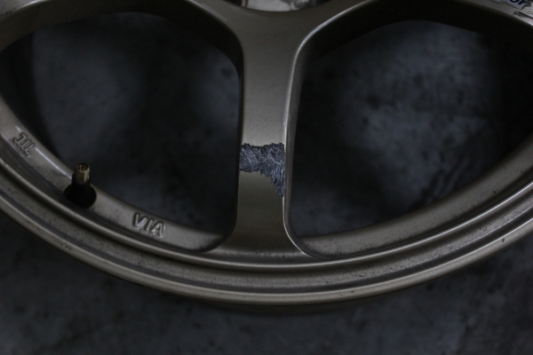 ขายล้อRG2ขอบ17 กว้าง9ทั้ง4วง พร้อมยาง ถูกๆ 13500 ขายล้อRG2ขอบ17 กว้าง9ทั้ง4วง พร้อมยาง ถูกๆ 13500