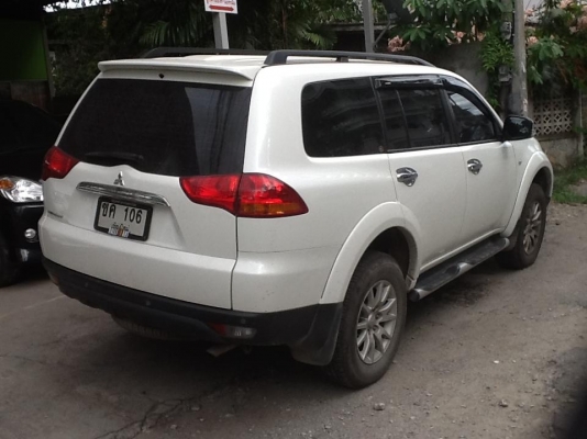 Pajero Sport วิ่ง 38,905 กม. 3.2 TDi 4WD TOP สภาพป้ายแดง ไม่เคยทำสี Pajero Sport วิ่ง 38,905 กม. 3.2 TDi 4WD TOP สภาพป้ายแดง ไม่เคยทำสี