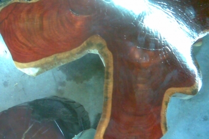 ชุดโต๊ะไม้ประดู่เป็นไม้ประดู่ไม้สวยมากครับ มีโต๊ะกลาง 1 ตัว และชุดนั่ง 3 ตัวเส้นผ่าศูนย์กลางตัวนั่งประมาณ 12 นิ้ว เป็นไม้ประดู่ทั้งหมดครับราคานี้คุ้มครับ ชุดโต๊ะไม้ประดู่เป็นไม้ประดู่ไม้สวยมากครับ มีโต๊ะกลาง 1 ตัว และชุดนั่ง 3 ตัวเส้นผ่าศูนย์กลางตัวนั่งประมาณ 12 นิ้ว เป็นไม้ประดู่ทั้งหมดครับราคานี้คุ้มครับ