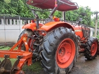 ขาย KUBOTA  M7040 ราคา 500,000 บาท