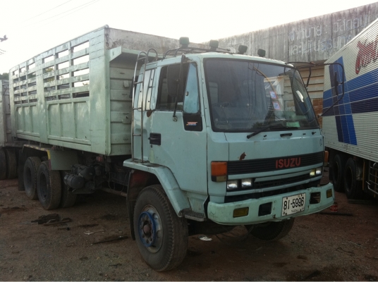 Isuzu. ร้อคกี้ 240หัวขาว เปลี่ยนเครื่องเป็น HINo-H -o6-Cเทอรโบร์