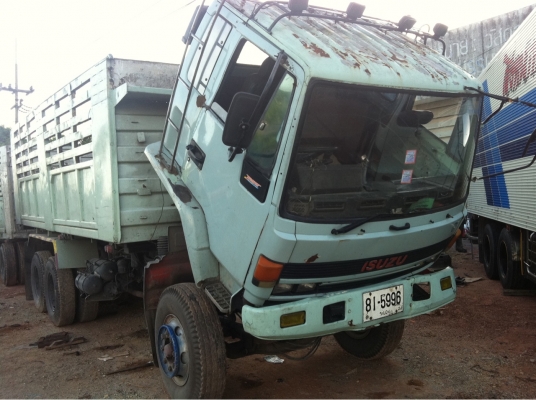 Isuzu. ร้อคกี้ 240หัวขาว เปลี่ยนเครื่องเป็น HINo-H -o6-Cเทอรโบร์