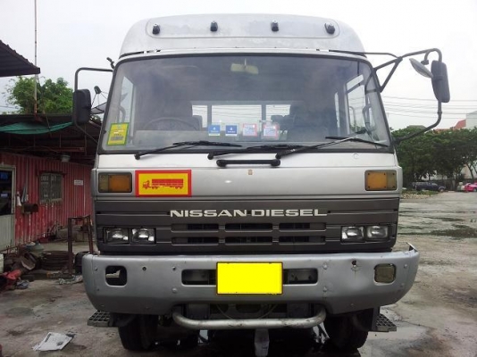 ขายหัวลาก NISSAN UD 290 รถห้าง 800,000.-