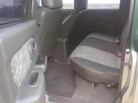 ขาย 4ประตู 4x4 โฟวิลขับเคลื่อน4ล้อ ตัวท็อป แอร์แบล็ค ABS พร้อมใช้