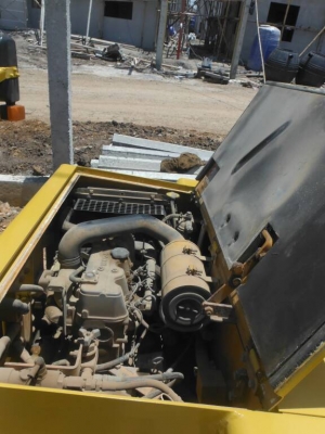 ขายรถบดซาไกร4ตันเก่านอกยี่ปุ่นใช้งานในไทย4เดือนราคาถูกมีเอกสารทำทะเบียน