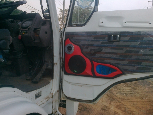 สิบล้อเทรลเลอร์ F18