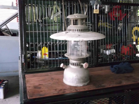 ตะเกียง เจ้าพายุ ขายพี่ พงษ์ แล้ว ตะเกียง เจ้าพายุ ขายพี่ พงษ์ แล้ว