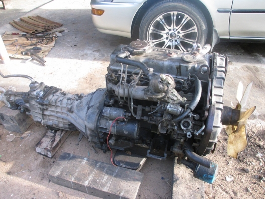 ขายเครื่อง อีซูซุ จิมมินี่ พร้อมชุดเกียร์ราคาเครื่องมอไซค์ หัวฉีด 2000 cc จอดนาน เครื่องไม่หมุน