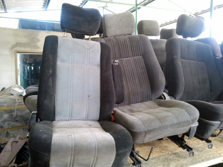 ขายเบาะกำมะหยี่รถยนต์เก่าญี่ปุ่น เหลือ 1 คู่ๆ ละ 1,500