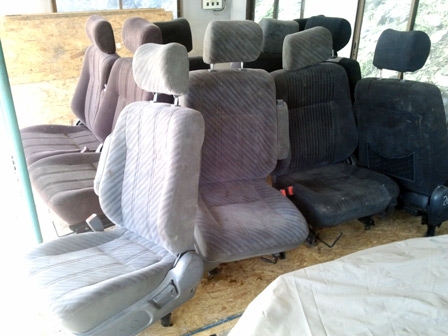 ขายเบาะกำมะหยี่รถยนต์เก่าญี่ปุ่น เหลือ 1 คู่ๆ ละ 1,500
