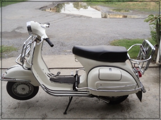 VESPA สปี๊นหัวกลมคอเล็ก อิตาลีแท้ๆครับ 37000 บาท