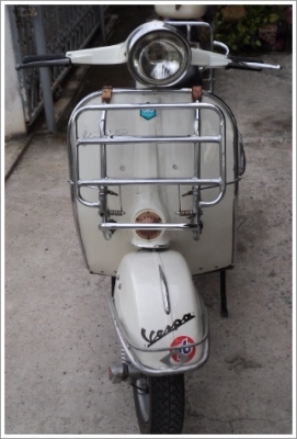 VESPA สปี๊นหัวกลมคอเล็ก อิตาลีแท้ๆครับ 37000 บาท