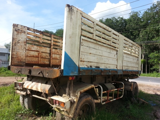 หางดั้ม เอสที สองเพลา มีเล่มทะเบียนพร้อมโอนค่ะ