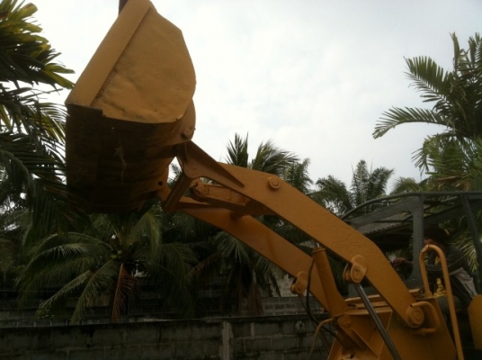 ขายรถตัก komatsu jh 30