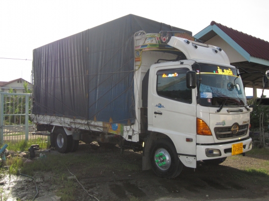 HINO-MEGA6ล้อสภาพสวยพร้อมใช้5.50เมตร HINO-MEGA6ล้อสภาพสวยพร้อมใช้5.50เมตร