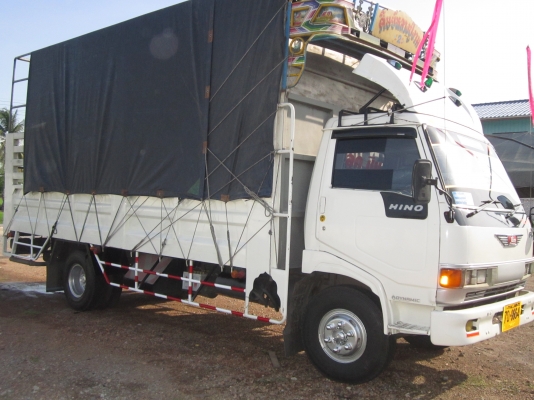 HINO-MEGA6ล้อสภาพสวยพร้อมใช้5.50เมตร HINO-MEGA6ล้อสภาพสวยพร้อมใช้5.50เมตร