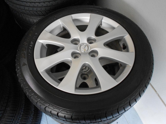ขายล้อแม็ก Mazda 2 ขอบ 15 พร้อมยาง Dunlop ปี 12/เทิร์นได้-ใส่ฟรีค่ะ
