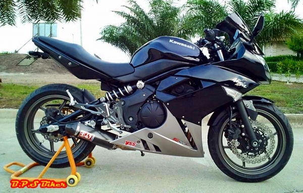 Ninja 650 ABS. 2010 วิ่งน้อยไมล์แท้ ของแต่งเพียบ เนียนโคตร ราคาเปิด 199,000 B