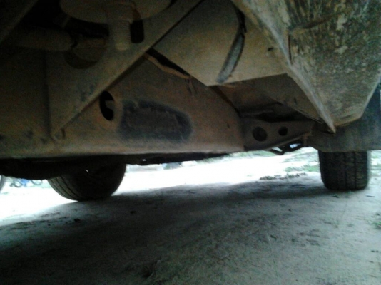 ISUZU TFR มังกรทอง SPARK EX 2.5 MT ปี 32 รถบ้านสภาพดีมากครับพร้อมใช้งาน เครื่องแห้งแรงดี ภายในเก๋งคอนโซลสวยครบ วิทยุเทป แอร์เย็น กระบะปูพื้นยางลายเนอร์ไม่มีผุกร่อน ช่วงล่างคัชซีสวยไม่มีผุ ยางสภาพดี 60\% พร้อมใช้งาน เอกสารทะเบียนครบพร้อมโอน ราคาต่อรองได้ครั