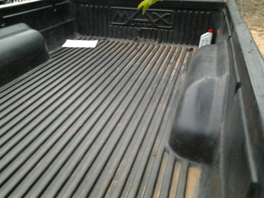 ISUZU TFR มังกรทอง SPARK EX 2.5 MT ปี 32 รถบ้านสภาพดีมากครับพร้อมใช้งาน เครื่องแห้งแรงดี ภายในเก๋งคอนโซลสวยครบ วิทยุเทป แอร์เย็น กระบะปูพื้นยางลายเนอร์ไม่มีผุกร่อน ช่วงล่างคัชซีสวยไม่มีผุ ยางสภาพดี 60\% พร้อมใช้งาน เอกสารทะเบียนครบพร้อมโอน ราคาต่อรองได้ครั