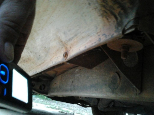 ISUZU TFR มังกรทอง SPARK EX 2.5 MT ปี 32 รถบ้านสภาพดีมากครับพร้อมใช้งาน เครื่องแห้งแรงดี ภายในเก๋งคอนโซลสวยครบ วิทยุเทป แอร์เย็น กระบะปูพื้นยางลายเนอร์ไม่มีผุกร่อน ช่วงล่างคัชซีสวยไม่มีผุ ยางสภาพดี 60\% พร้อมใช้งาน เอกสารทะเบียนครบพร้อมโอน ราคาต่อรองได้ครั