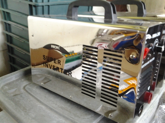 ขายตู้เชื่อมอินวอลเตอร์200แอมป์ชลบุรี