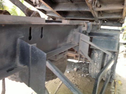 รถอิซูซุ 10 ล้อดั้ม  FXZ 270 แรงม้า ปี 47  ( ขายแม่ลูก )  สนใจติดต่อ 081 - 6079515