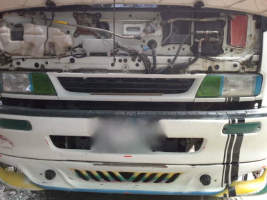 รถอิซูซุ 10 ล้อดั้ม  FXZ 270 แรงม้า ปี 47  ( ขายแม่ลูก )  สนใจติดต่อ 081 - 6079515