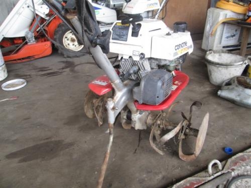 รหัสสินค้า :13001203 เครื่องพรวนดิน สภาพสวยพร้อมใช้งาน อุปกรณ์ติดมาพร้อม เหมาะกับงานพรวนดินแปลงขนาดกลาง-เล็ก