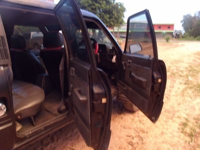 รถกระบะ TOYOTA  ฮีโร่ 4  ประตู  เครื่อง 2L  ตัวถัง LN56  ลดราคาเหลือ  100000