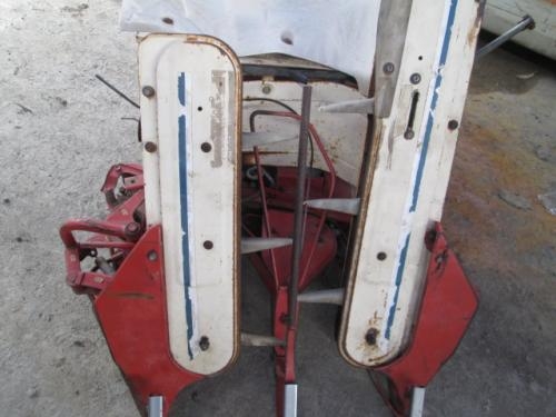 รหัสสินค้า :13001208 รถเกี่ยวข้าวเดินตาม ตัด 2 แถว มีอุปกรณ์ชุดมัดฟางข้าวที่ตัดเป็นก้อนๆ ใช้เกี่ยวหญ้าเลี้ยงสัตว์ได้