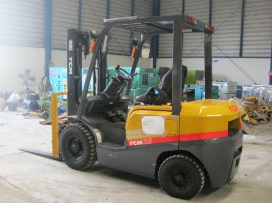 ขายรถฟอร์คลีฟท์ TCM FD25T3 เสา3 เมตรออโต้ ปี2011,87ชม. รถนอกนำเข้า ติดต่อ มานะ 085-9049669