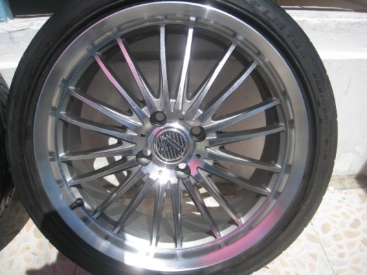 ขายล้อแม็กLenso cs 17"x7" et40 4รู100 + ยางปี 12,2 เส้นและปี 10,2 เส้น(081-3747940)