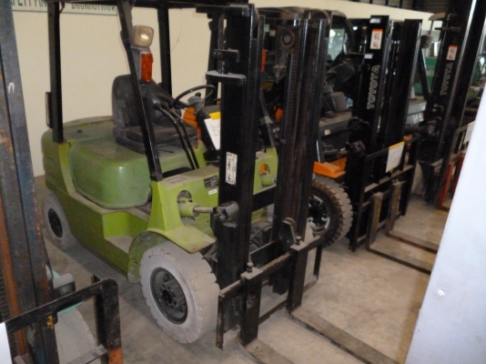 ขายรถฟอร์คลีฟท์ MITSUBISHI FD20 SN:F18B-08300,Yr.2001,Hr.4064, เสา3 เมตรออโต้  รถนอกนำเข้า ติดต่อ มานะ 085-9049669