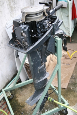 ขายเครื่อง yamaha 6 แรง สองจังหวะ หางยาวครับ ขายเครื่อง yamaha 6 แรง สองจังหวะ หางยาวครับ