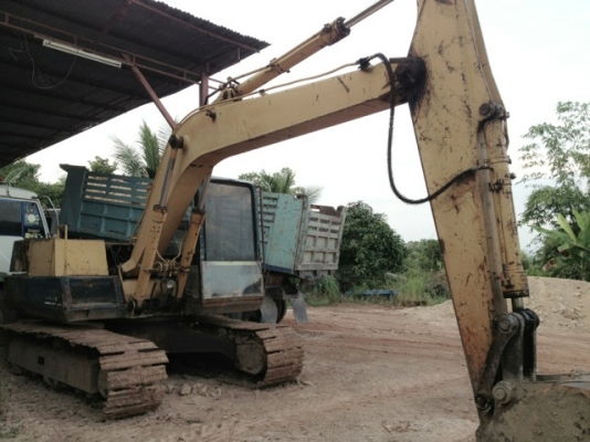 ขายรถขุดแบคโฮ โคมัสสุ pc 120-3 รอลเลอร์ 7 ลูก ซีเรียลสูง เครื่องปั๊มเดิม บอดี้ครบ โซ่ 60\% เฟลมอ่อน สัญญาซื้อขาย