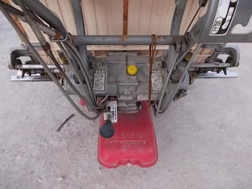 รหัสสินค้า :12000782 รถปลูกข้าวดำนา ขนาด1.7แรง ล้อคู่ 2ขาปลูก สภาพสวยพร้อมใช้งาน