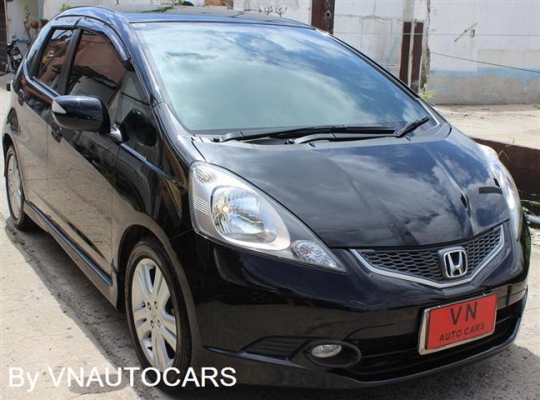 ฟรีดาวน์!!2009HONDA JAZZ 1.5i-VTEC SV(AS)ตัวท๊อป มือแรก พร้อมประกันชั้น1 ใบเปลี่ยนถ่ายน้ำมันเครื่อง