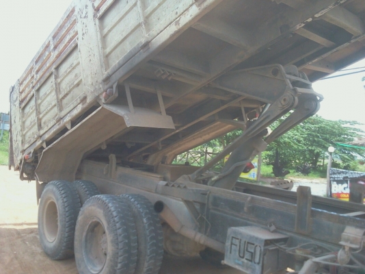 ขายรถบรรทุกสิบล้อดั๊มพ์ MITSUBISHI TURBO TF ซีเรียล 3,xxx เครื่องเดิม เกียร์เดิม แชสซีมีบวมบ้าง ทะเบียนพร้อม
