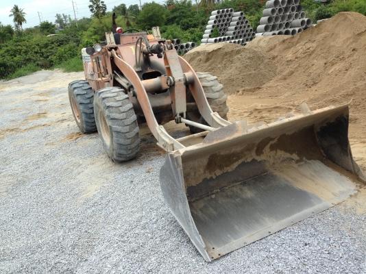 ขายรถตักใหญ่ 2คัน ขายแล้ว