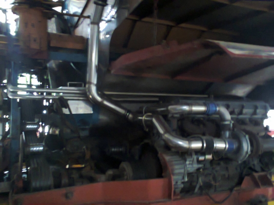 ขายรถเกื่ยวของอู่ เอ.เอส.พัฒนา เครื่องมิตซูสองร้อยหกสิบแรง